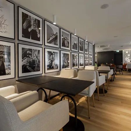 Ibis Styles 4*